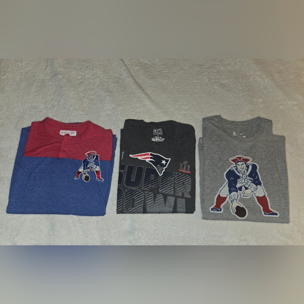 Mens, Patriots Size Medium T-shirt Bundle